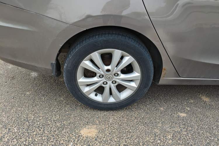 Used CHANGAN Eado 2014 1.6L Manual Luxury Model Right Rear Wheel Hub