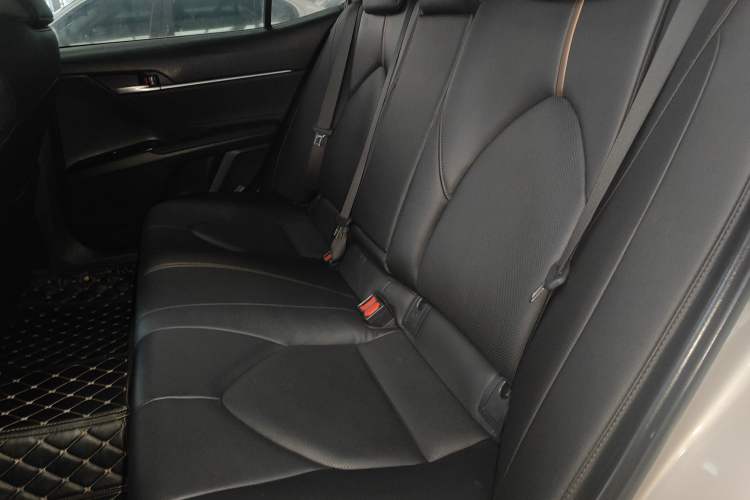 Used Toyota Camry 2022 2.0GVP Premier Edition