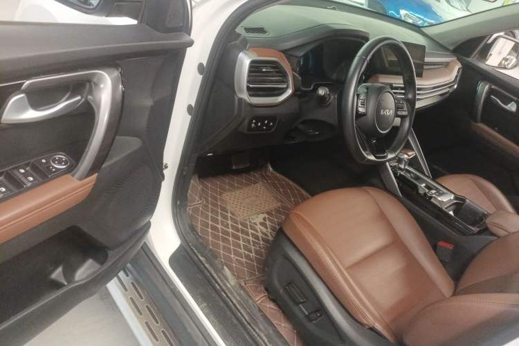 Used Kia Sportage R 2021 Ace 2.0L Splendid Edition Driver Seat