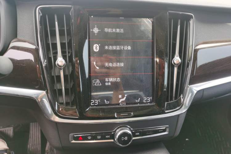 Used Volvo S90 2017 T4 Zhiyuan Edition