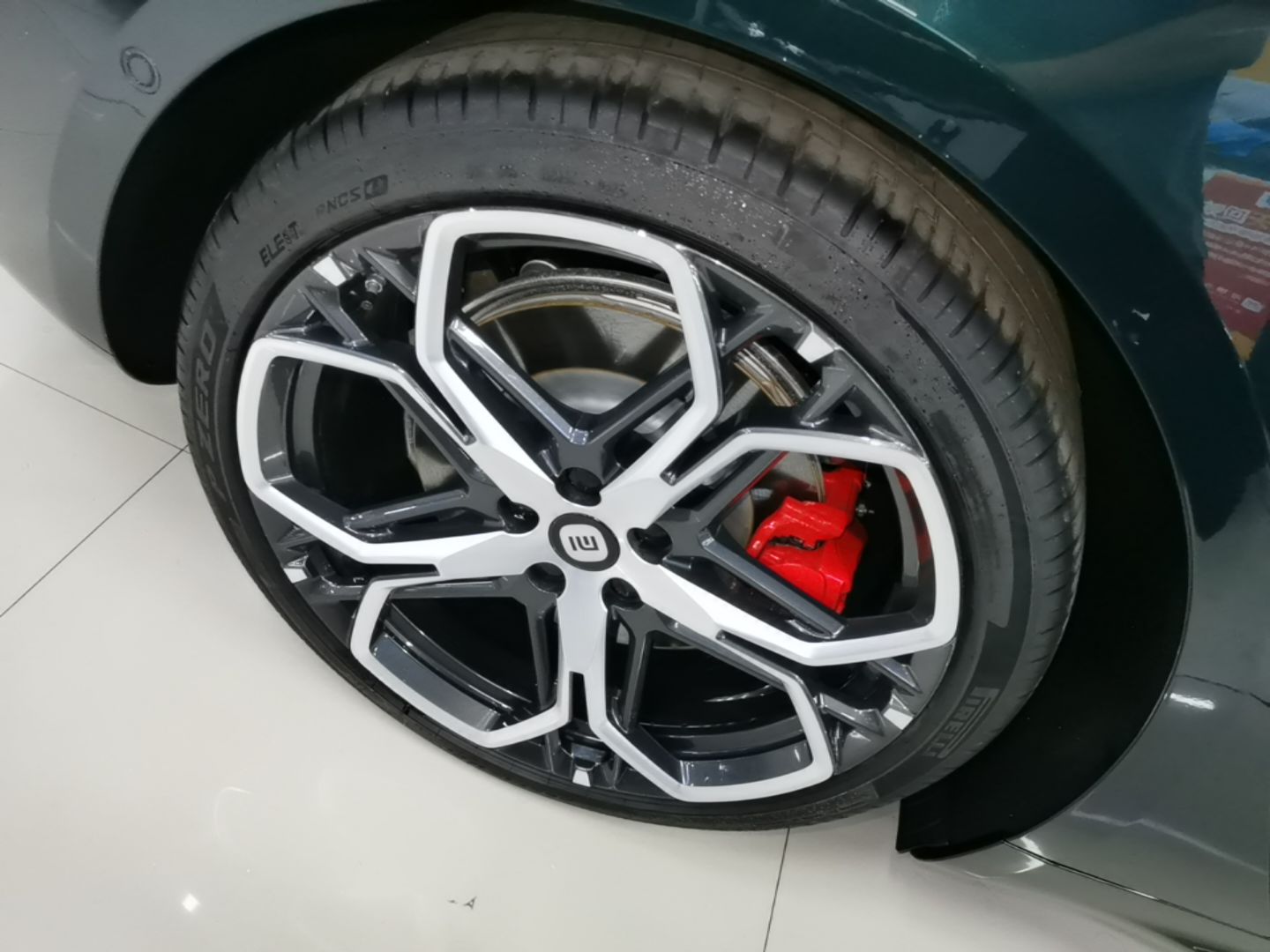 Xiaomi Auto SU7 2026 Model Max — снимка 11