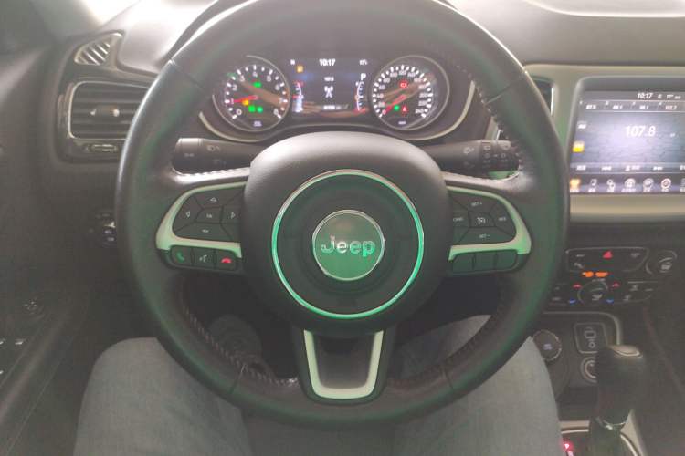 Used Jeep Compass 2017 200T Automatic Family Enjoyment Four-Wheel Drive Edition