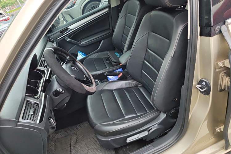 Used Volkswagen Bora 2018 230TSI DSG Comfort Model
