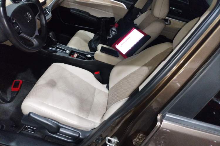 Used Honda Jade 2014 1.8L Automatic Comfort Elite Version 5 Seats