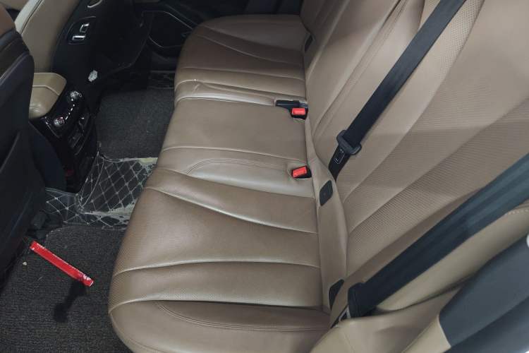 Used Geely Auto Emgrand GT 2018 1.5T MHEV Yaozun Edition Left Rear Seat