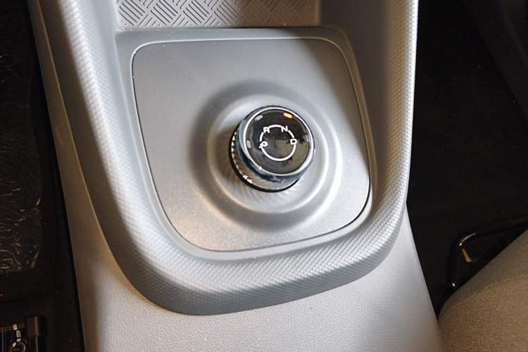 Used Wuling Hongguang New Energy 2024 All-Electric Model 300KM Standard Version