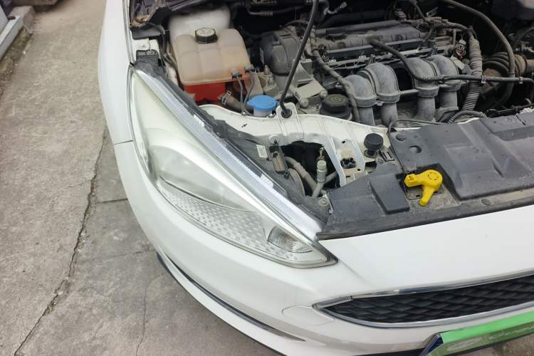 Used Ford Focus 2017 Hatchback 1.6L Automatic Fashion Edition Smart Drive Version
