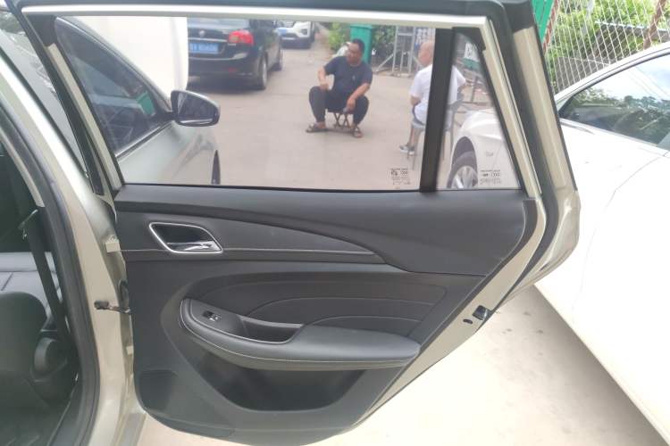 Used Roewe Ei5 2020 Smart Connect Flagship Edition