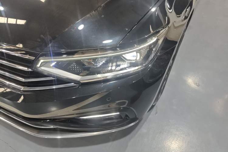 Used Volkswagen Magotan 2020 280TSI DSG Comfort Edition Left Front Headlight