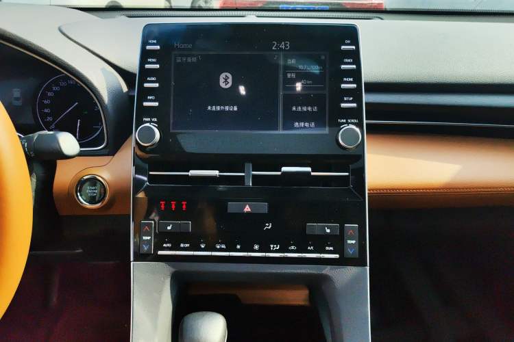 Used Toyota Avalon 2019 2.5L Touring Premium Version China VI Standard
