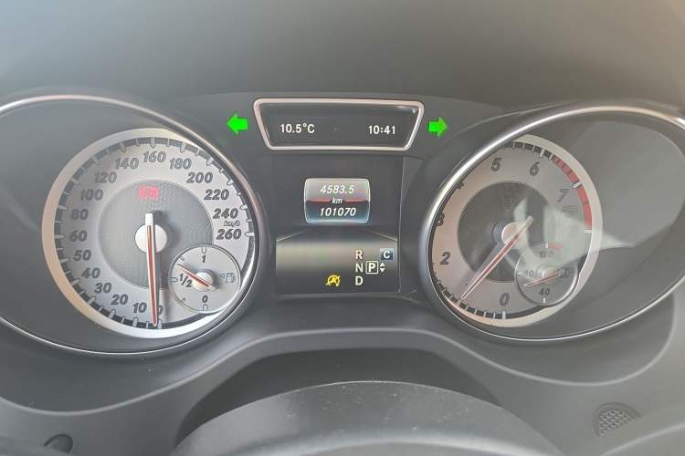 Used Mercedes-Benz GLA 2016 GLA 200 Fashion Model