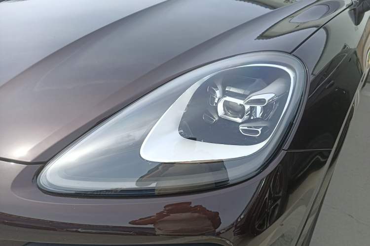 Used Porsche Cayenne E-Hybrid 2023 Cayenne E-Hybrid 2.0T Platinum Edition