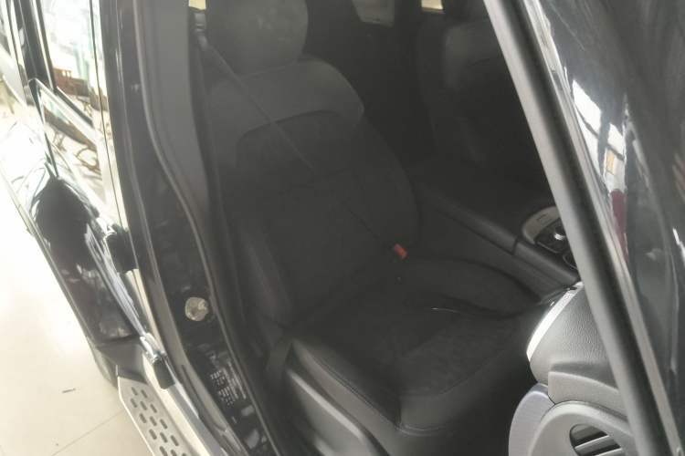 Used BAIC Off-Road BJ40 2020 2.0T Automatic Two-Wheel Drive Urban Hunter Edition Pioneer Version
