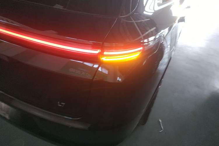 Used Li Auto L7 2023 Max model Exterior 3