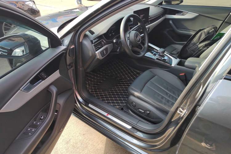 Used Audi A4 2023 Avant 40 TFSI Fashionable and Dynamic Model