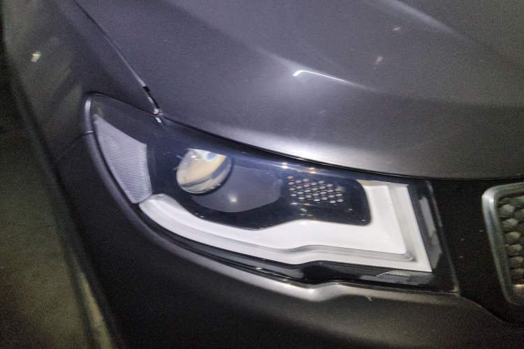 Used Jeep Compass 2020 220T Automatic Leading Edition
