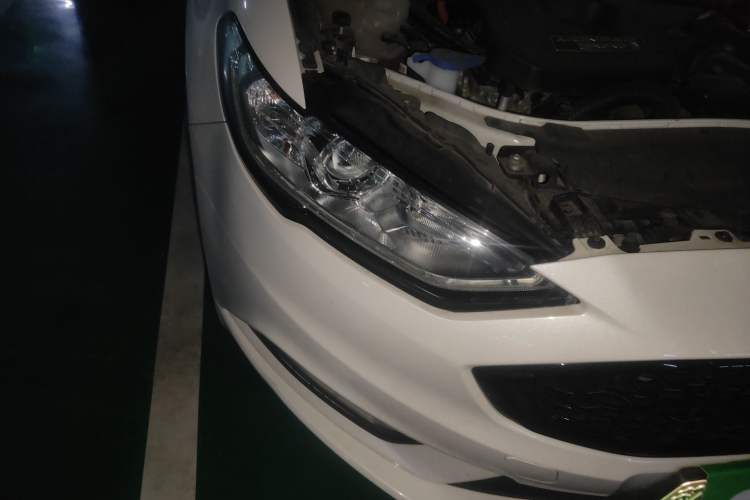 Used Ford Mondeo New Energy 2018 2.0 PHEV ZhiShang Trim
