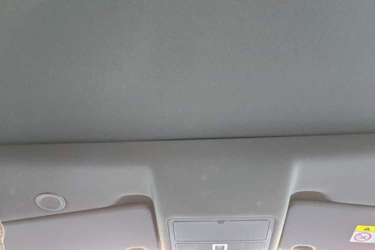 Used Land Rover Discovery Sport 2022 Revised Version 2 249 PS R-Dynamic SE Performance Tech Edition 5 Seats