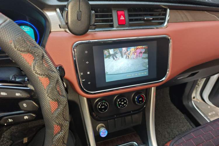 Used HYOSOW S3 2016 S3L 1.5L Manual Prestige Edition Audio And AC Panel