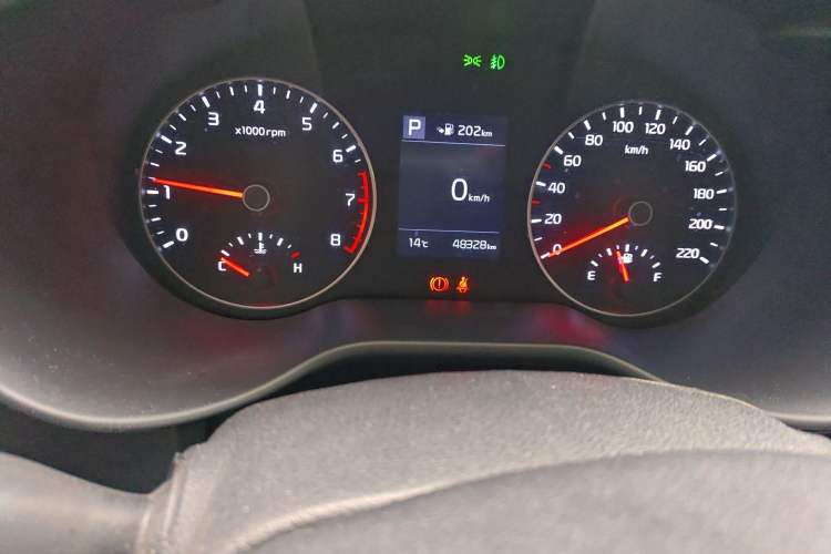 Used Kia KX Cross 2018 1.6L Automatic Dynamic Sunroof Version Odometer Close Up