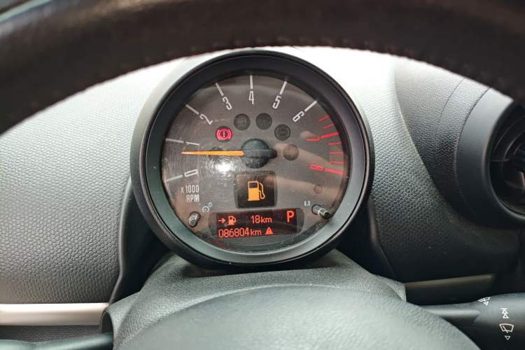 Used MINI Countryman 2014 1.6T COOPER ALL4 Fun Instrument Cluster