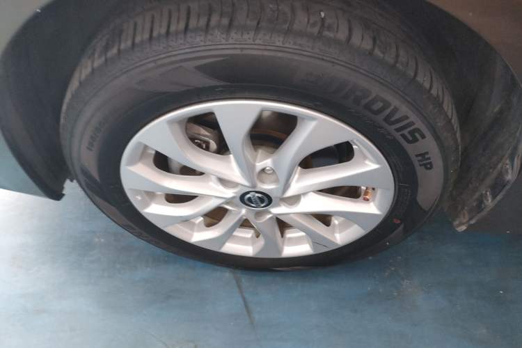 Used Nissan Sylphy 2018 1.6XV CVT Deluxe Edition Left Front Wheel Hub