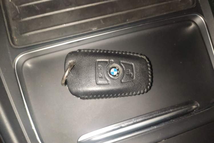 Used BMW 3 Series 2019 320i M Sport Package
