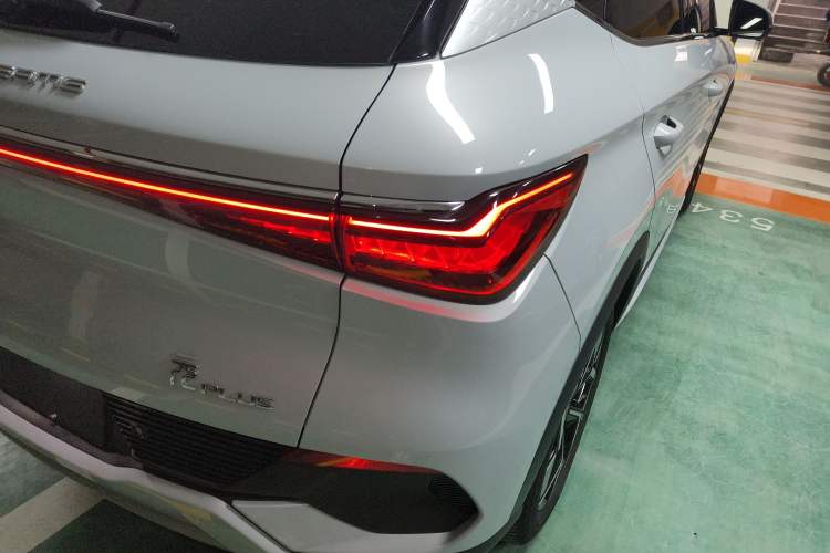 Used BYD Yuan PLUS 2024 Honor Edition 510KM Beyond Model
