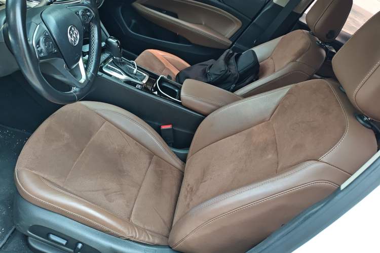 Used Buick Regal 2017 20T Luxury Model
