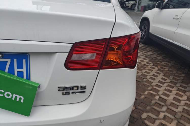 Used Roewe 350 2014 1.5L Automatic Xunyue Version
