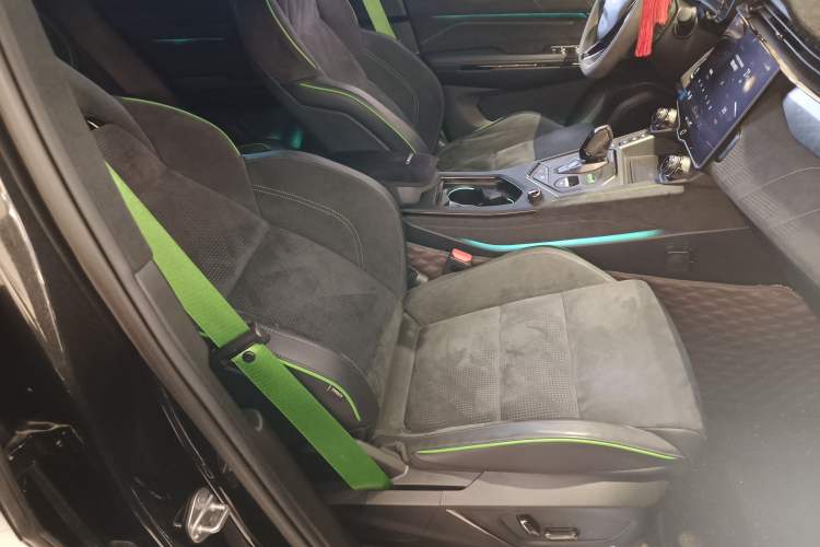 Used Lynk & Co 05 2022 05+ 2.0TD Automatic Exploration Edition