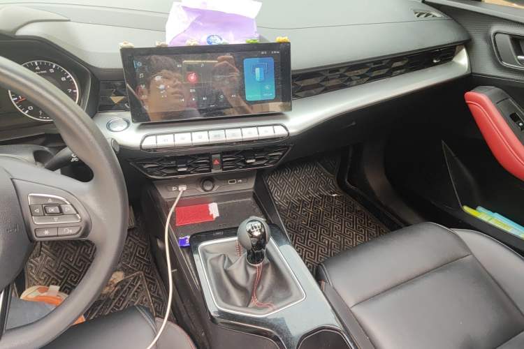 Used MG 5 2021 180 DVVT Manual Youth Luxury Edition
