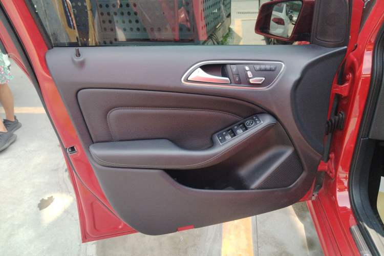 Used Mercedes-Benz B-Class 2017 B 200 Fashion Model
