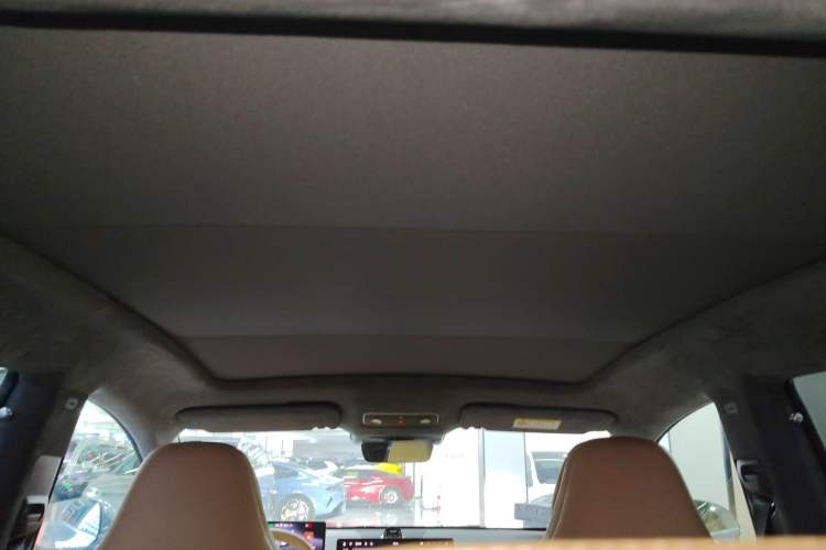 Used Hima Luxeed R7 2024 All-Electric 667 km Max