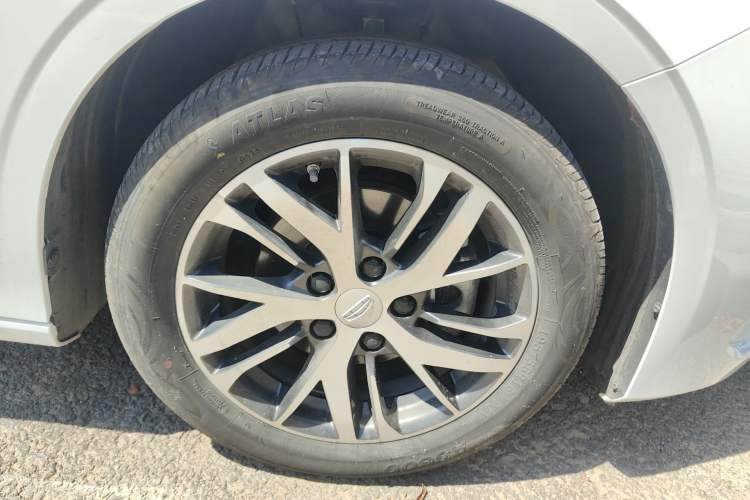 Used Geely Auto Emgrand 2025 4th Generation 1.5L CVT Starry Edition Exterior 1