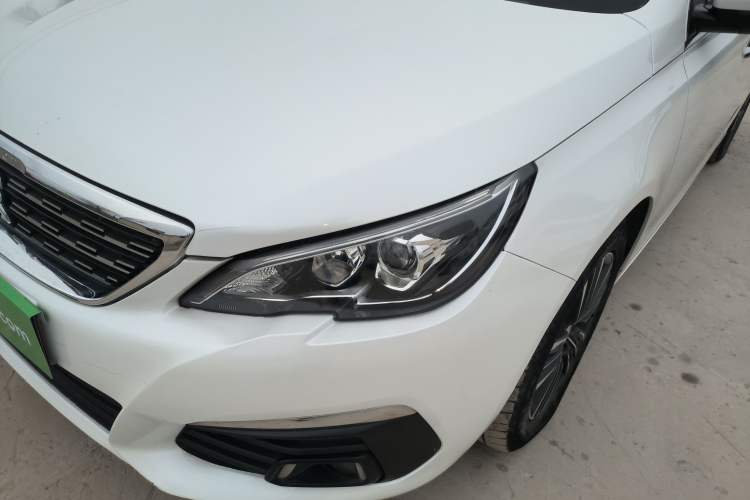 Used Peugeot 308 2016 1.6L Automatic Luxury Edition
