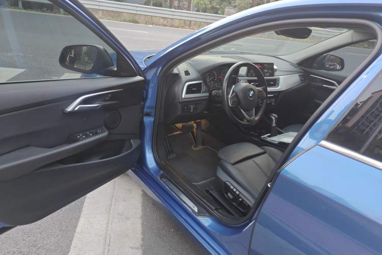 Used BMW 1 Series 2017 120i Design Package Model