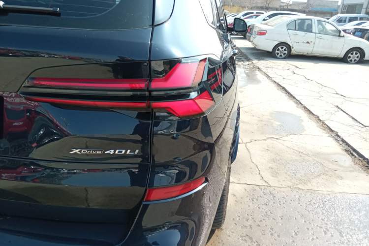 Used BMW X5 2023 xDrive 40Li M Sport Night Edition Package