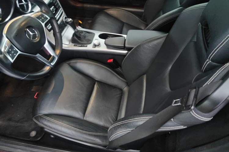 Used Mercedes-Benz SLK-Class 2011 SLK 200 Fashion Model Left Front Seat