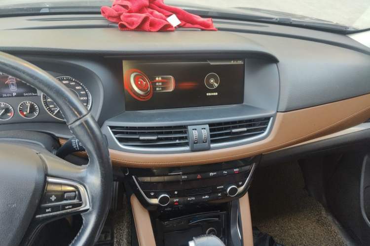 Used BORGWARD BX7 2016 28T Two-Wheel Drive Luxury Version 5 Seats