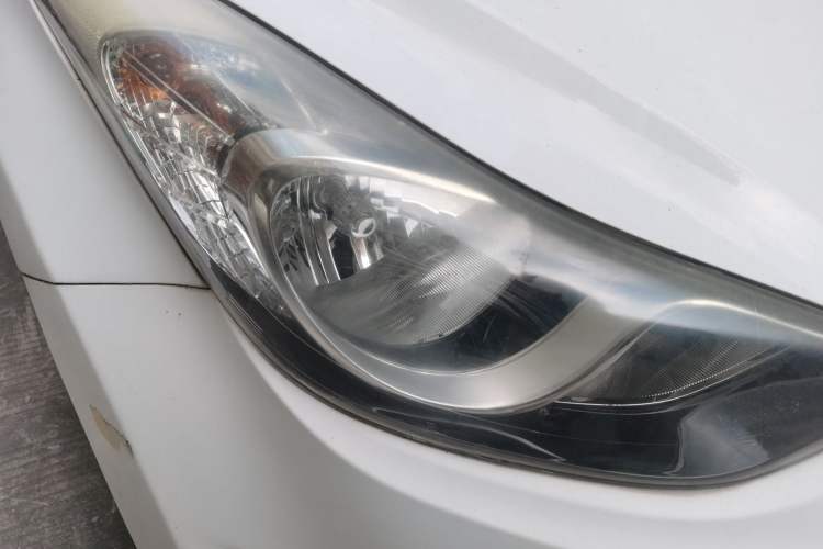 Used Hyundai Elantra (5th Generation / Langdong) 2012 1.6L Automatic Prestige Model
