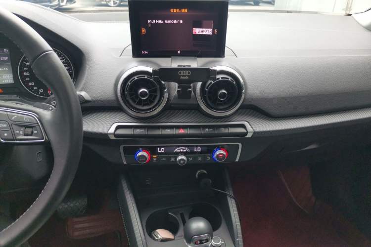 Used Audi Q2L 2022 35 TFSI Fashionable and Elegant Model Audio And AC Panel