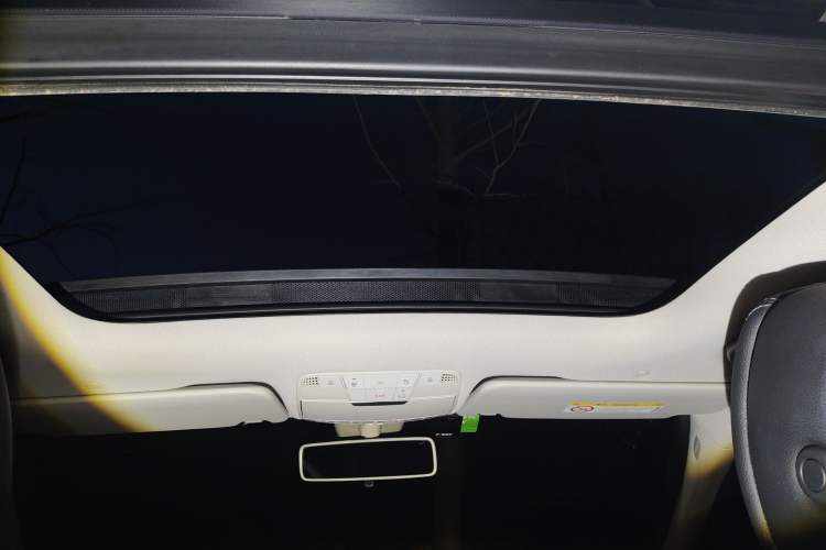 Used Mercedes-Benz C-Class 2019 C 260 L Sport Edition Headliner