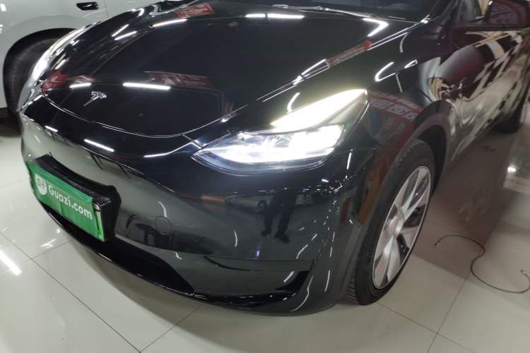 Used Tesla Model Y 2022 Rear-Wheel-Drive Version
