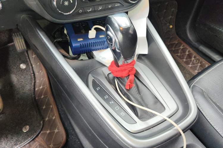 Used Ford Escort 2017 Happiness Edition 1.5L Automatic Fashion Version
