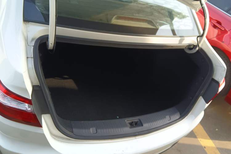 Used Changan Alsvin V7 2016 1.6L Automatic Enjoyment Model China V Standard