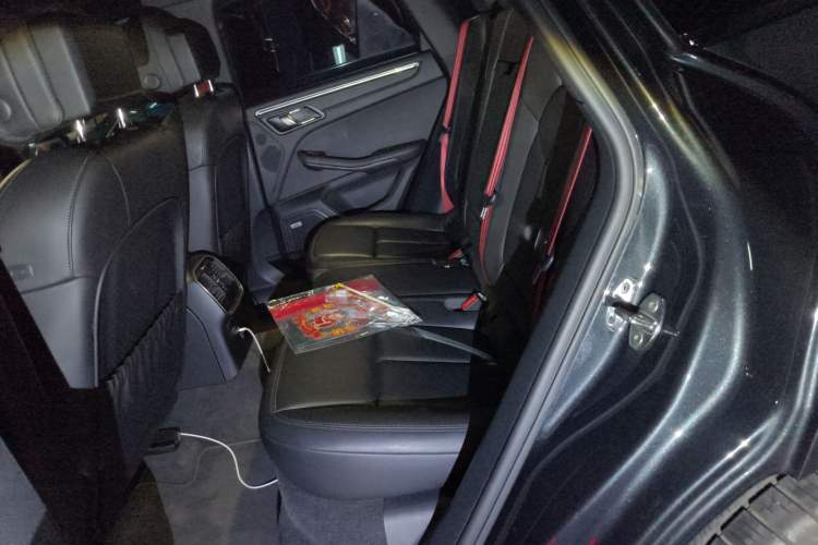 Used Porsche Macan 2022 Macan 2.0T
