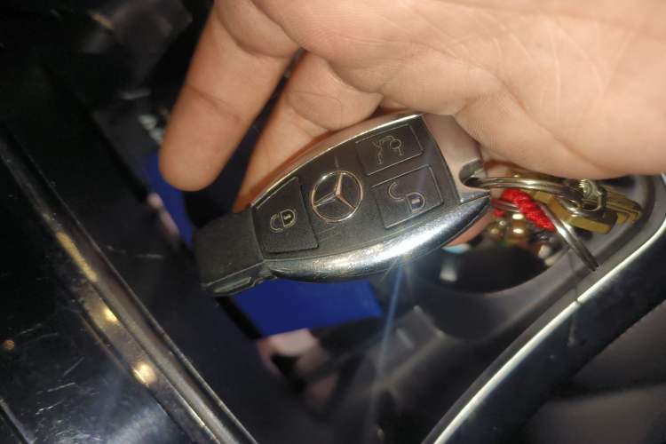 Used Mercedes-Benz GLC 2019 GLC 200 L 4MATIC Vehicle Key