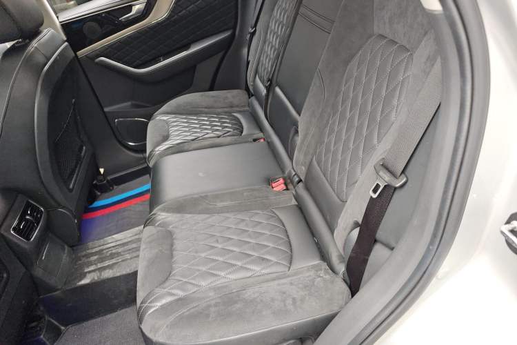 Used Hongqi HS5 2019 2.0T Smart Connect Flagship Edition