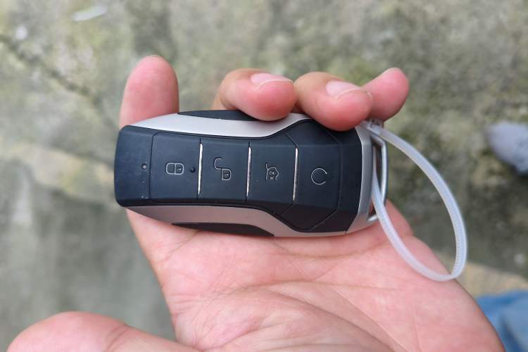 Used BYD Song MAX 2017 1.5T Automatic Smart Connect Prestige 7-Seater